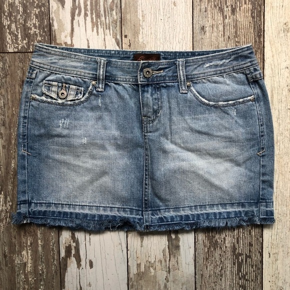 Vintage Aeropostale distressed denim faded mini jean skirt Jr size 3/4 - Picture 2 of 8